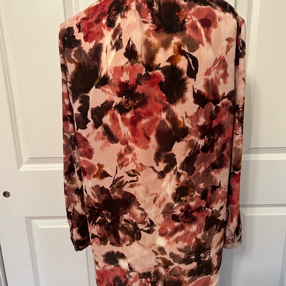 Vera Wang Maroon Floral Print Long Sleeve Blouse - Picture 2 of 4